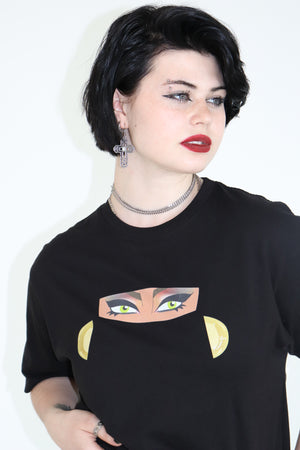 Bedouin eyeliner tee