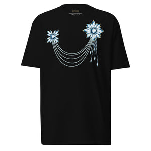 Lotus brooch tee